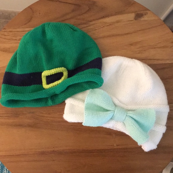 set of 2 beanie caps for infants 0-6M and 0-12M - Picture 1 of 5